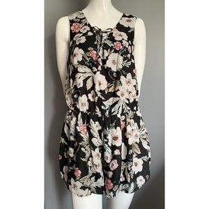 Christy & Co : floral romper